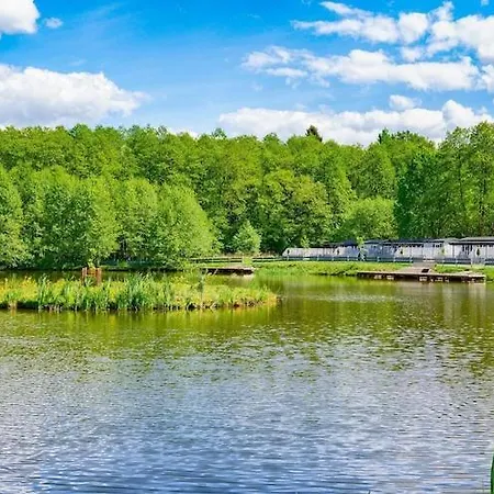 Single-story By The Pond No 3 بيت للعطل دارووفكو